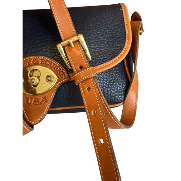 Vintage Dooney & Bourke All Weather Leather Rectangular Saddle Bag Navy Blue - Picture 3 of 13